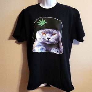 Tee shirt  (See measurements for size)              B4